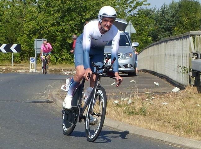 EDCA 100 - Mitchell with Pete Horsnell behind